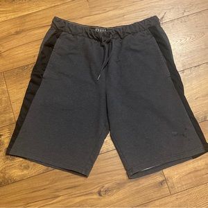 Men’s Puma Athletic Drawstring Shorts size large